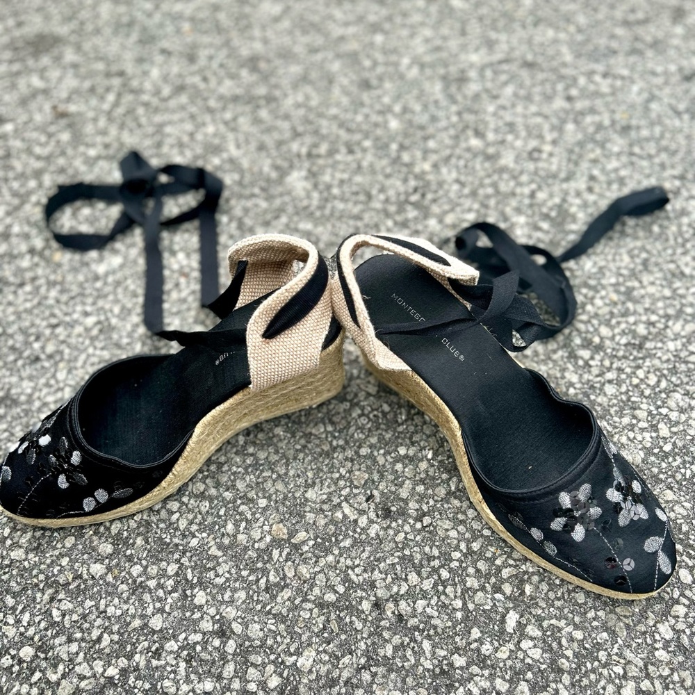 Montego Bay Club Woman’s wedge size 9.5